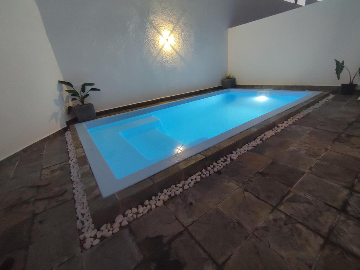 Golden Square Villa & Private Pool Flic-en-Flacq 外观 照片