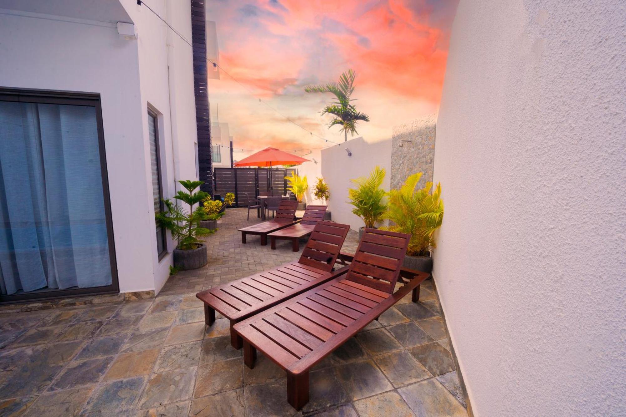 Golden Square Villa & Private Pool Flic-en-Flacq 外观 照片